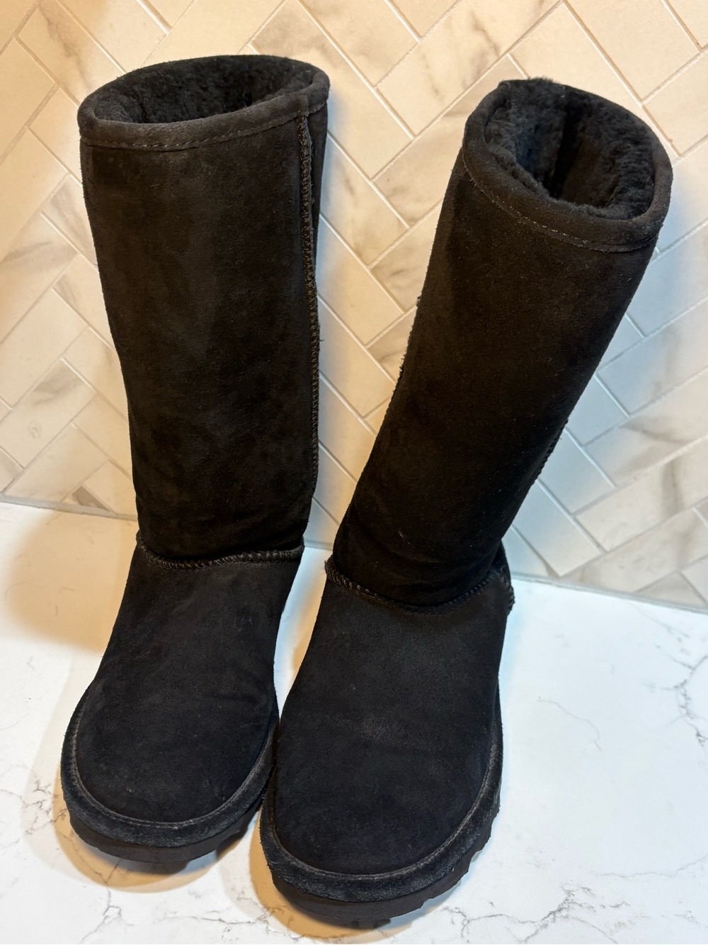 Bearpaw Women's Elle Tall Black Suede Boots - Size 9 EUC